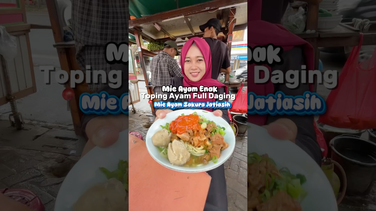 Mie ayam sakura enak dan terjangkau. 