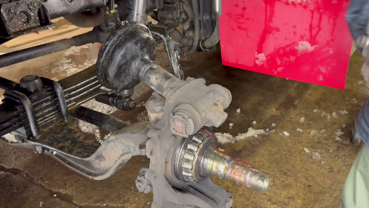 Truck Brake Chamber Air LeakEmergency Fix & New Part Replacement　大型トラック｜ブレーキチャンバーエアー漏れ