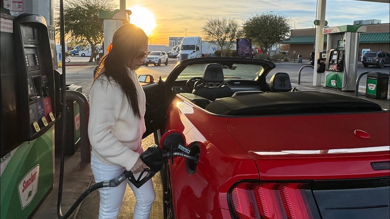 Vlog | Driving a Ferrari 488 GT | Dream Racing at Las Vegas Motor Speedway