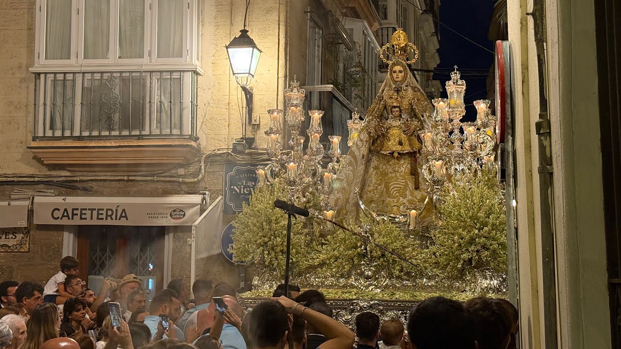 Procesión Virgen del Rosario (Patrona), Cádiz octubre 2025
