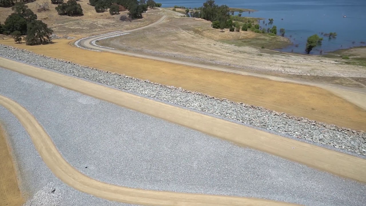 Folsom Dam Raise Project, Dike 8