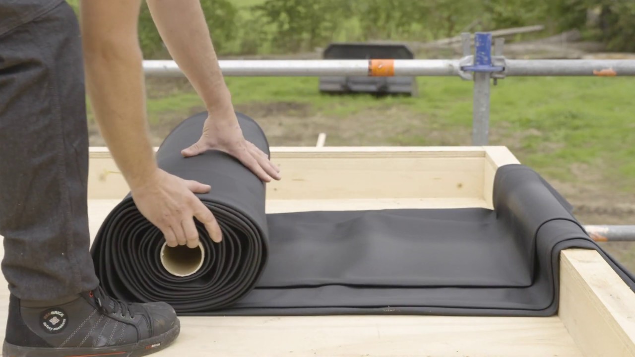 Aanbrengen EPDM dakbedekking op houten ondergrond. Tips & Tricks voor het leggen van  EPDM folie.