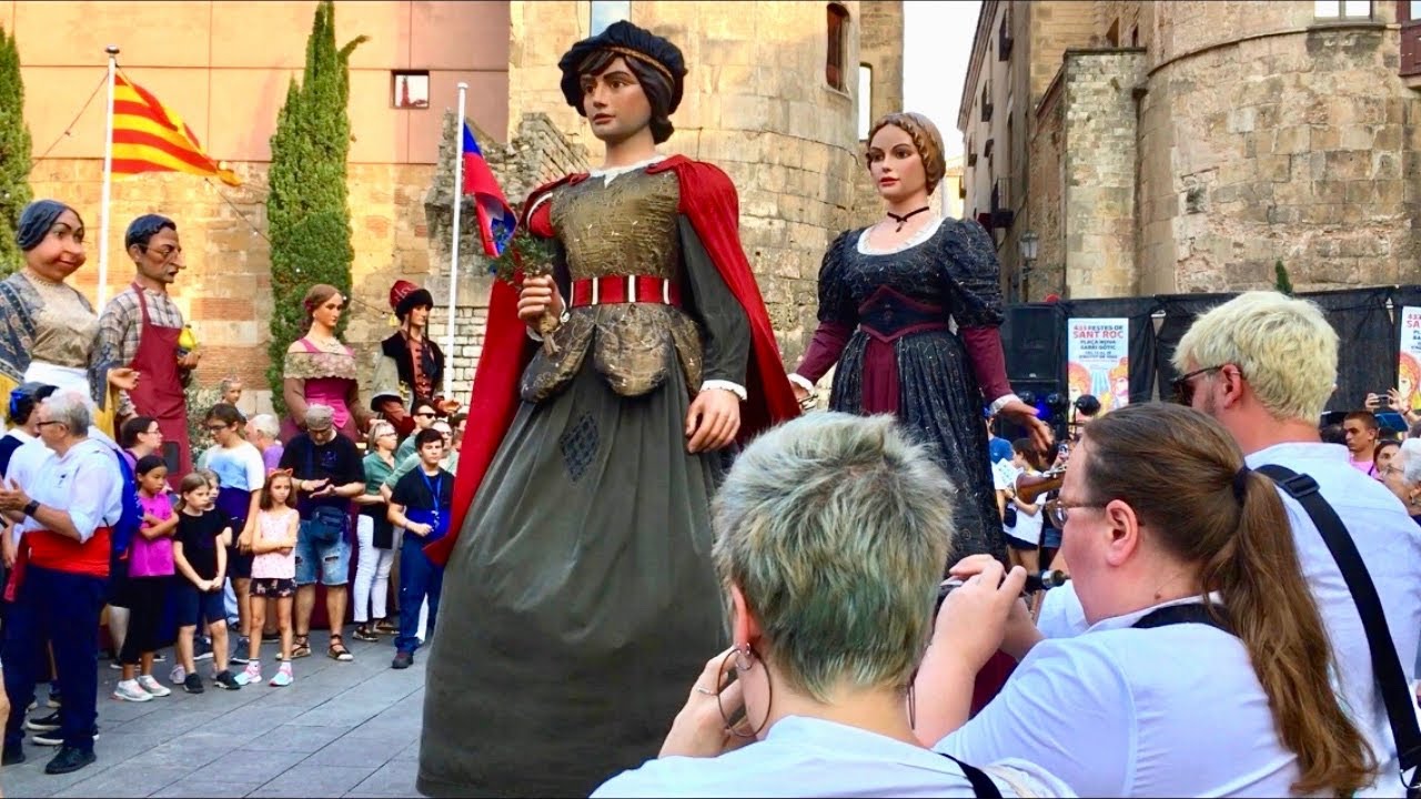 Trobada de Gegants Festes de Sant Roc 2022 - Giants Parade Plaça Nova Barcelona