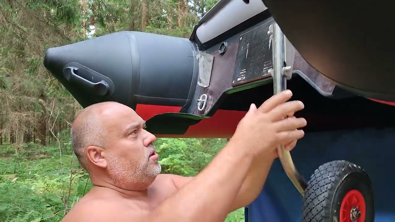 Транцевые колёса на ПВХ лодку с сюрпризом.(не берите)