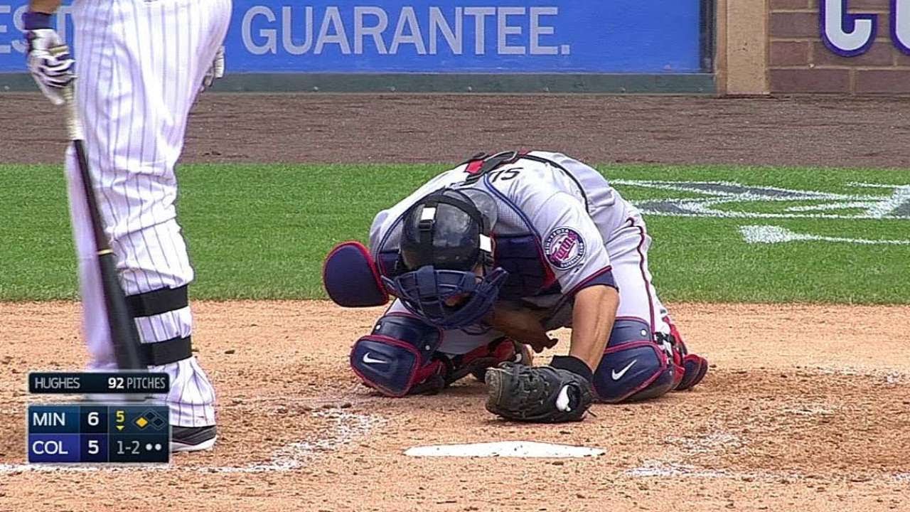MIN@COL: Suzuki gets hit by two pitches in one at-bat