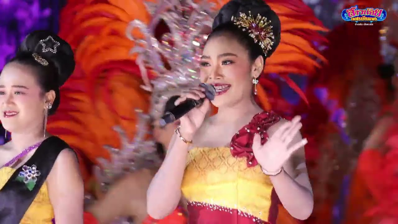 สวยแพ็คคู่ น้องกุ๊กไก่ น้องแบม สาวน้อยเพชรบ้านแพง
