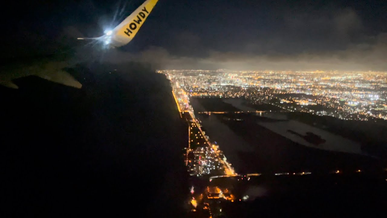 Spirit Airlines Airbus A321 taking off from Fort Lauderdale Intl. Airport