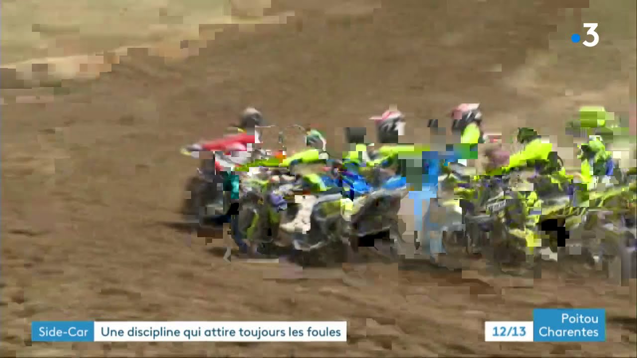 Saint-Jean-d'Angély (17) : compétition de side-car