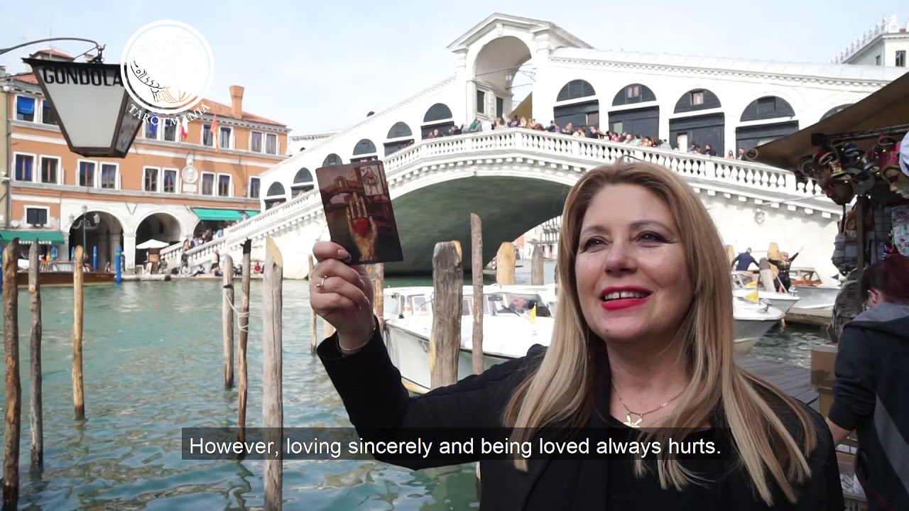 Golden Venetian Lenormand with Elsa Khapatnukovski.The Heart