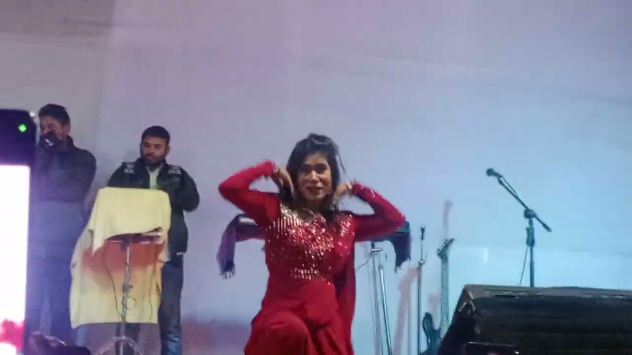 কনসার্ট নৃত্য মেরে আখেভি