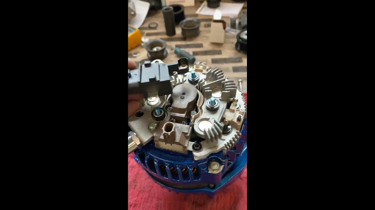 Обходной регулятор генератора 14,8 В GM, замена шпильки Denso.
