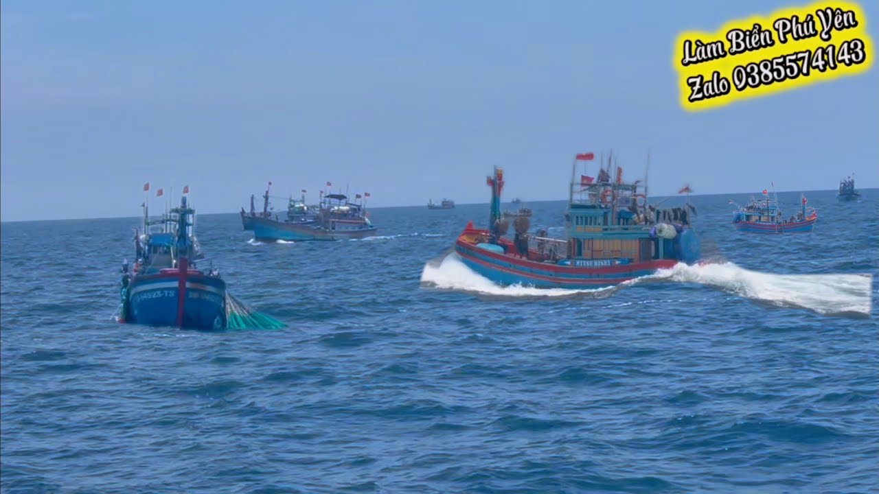 124 - THỢ BẠN 124 ĐÁNH 2 MẺ CÁ NGỪ HẤP DẪN || CẬN CẢNH GHE NĂM ĐÔ ĐÁNH MẺ CÁ Ồ @LàmbiểnPhúYên 