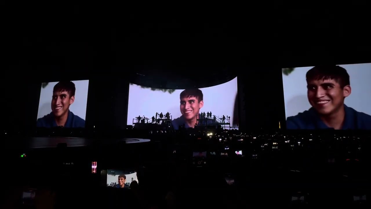 Intro de los 32 Aniversario de Corazón Serrano en el Estadio San Marcos.