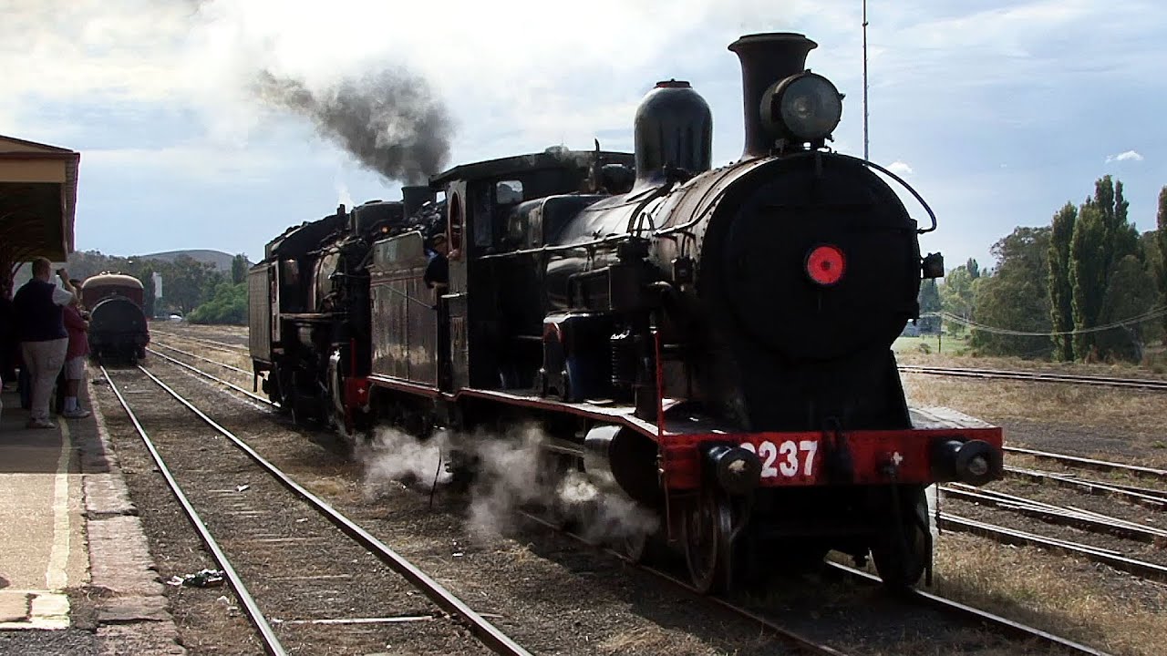 Lachlan Valley Railway Easter 2009 - Part 1: Australian Trains (HD Remaster)