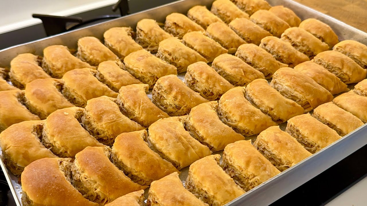 BU BAKLAVANIN YAPIMINA HERKES HAYRAN KALDI YİYENLER YARİF İSTEDİ😍KIYIR KIYIR CEVİZLİ AY BAKLAVA 