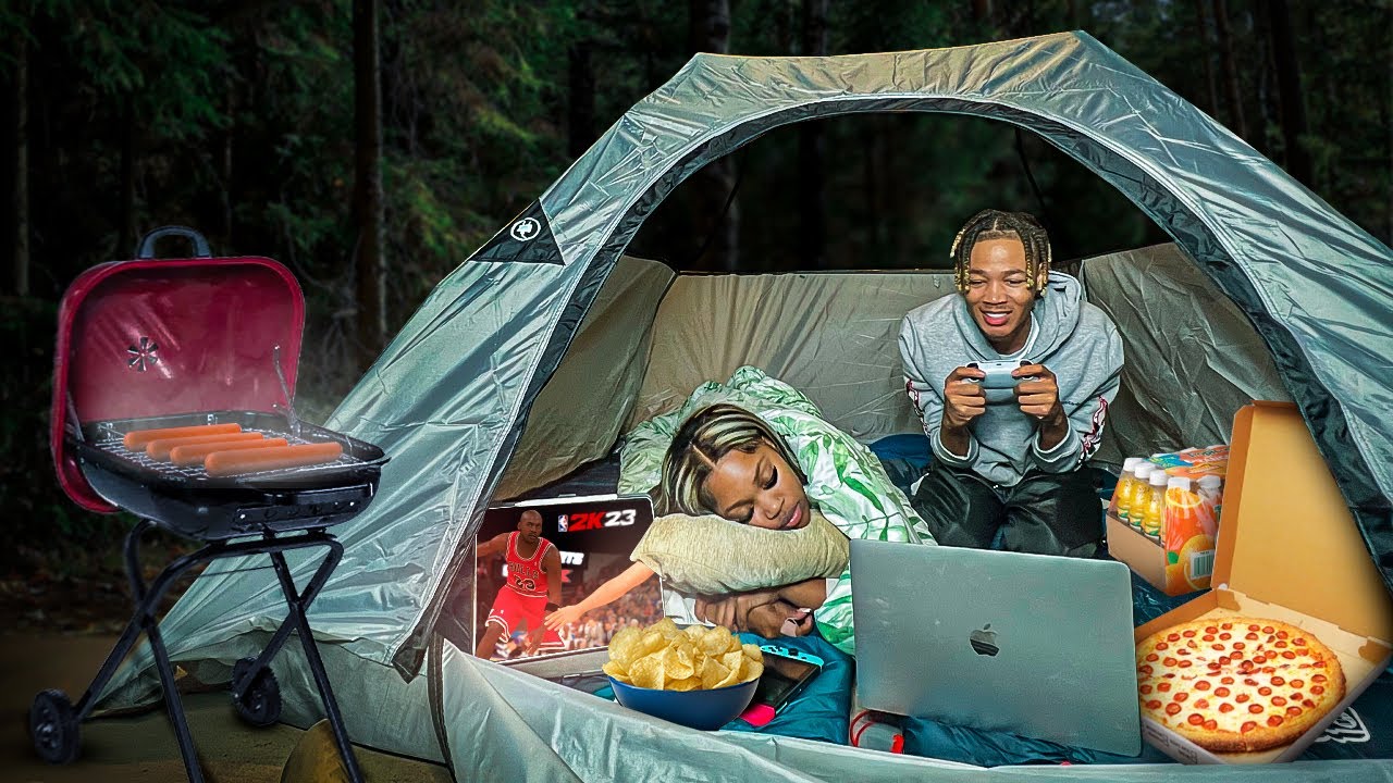 OVERNIGHT CAMPING IN OUR BACK YARD CHALLENGE!