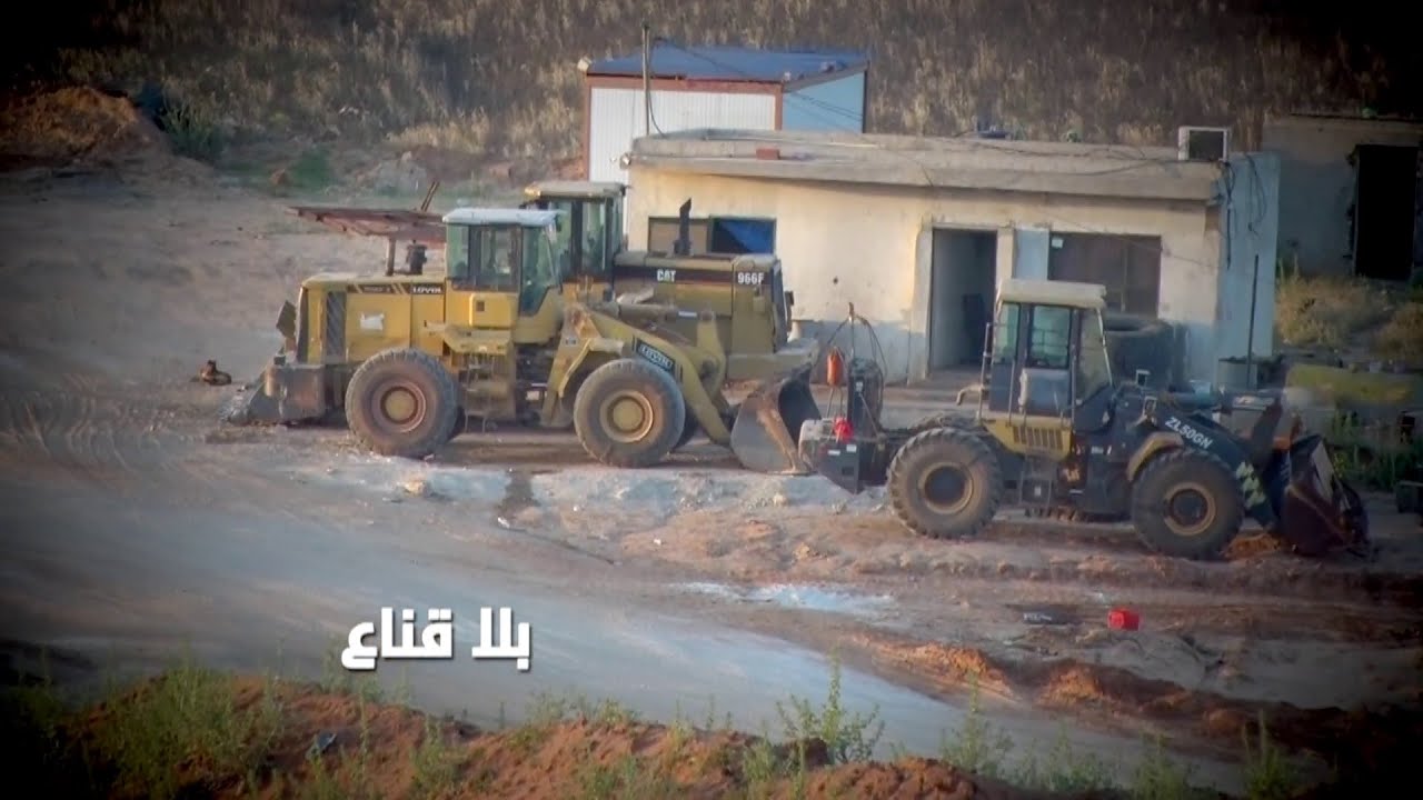 خمسة آلاف شاحنة يوميا تسررق الرمال وبارونات تبتلع المليارات وتنتهك أرض الدولة والسلطة في سبات عميق