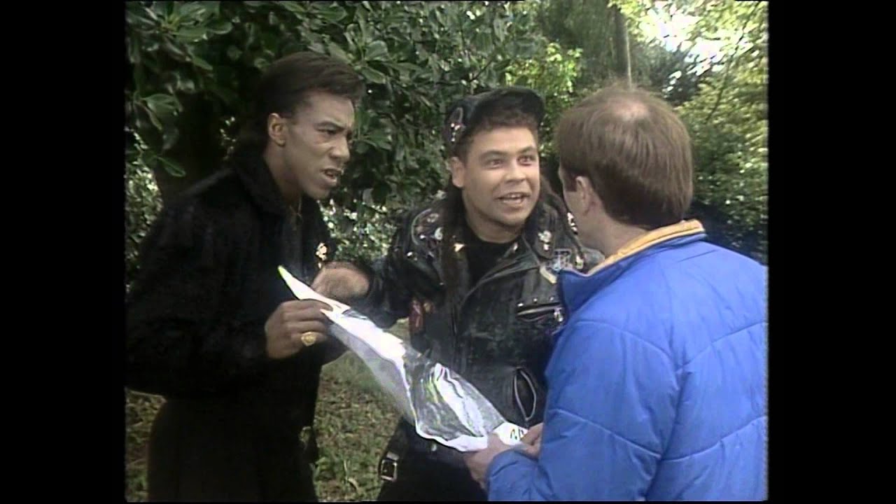 Red Dwarf - "Backwards" Reversed - High Quality
