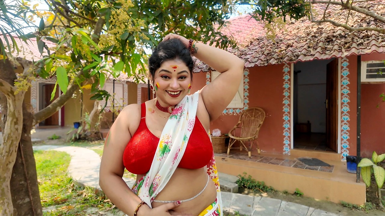 🌈✨ Holi Special Saree Fashion | Plus Size Model Eti | Bagan Bari Outdoor Shoot ✨🌈