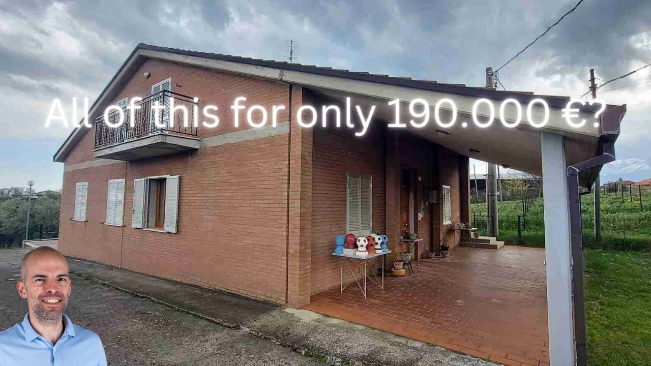 Huge Villa And Farmhouse in Orsogna Abruzzo Italy With a Wonderful Land and Stunning Views