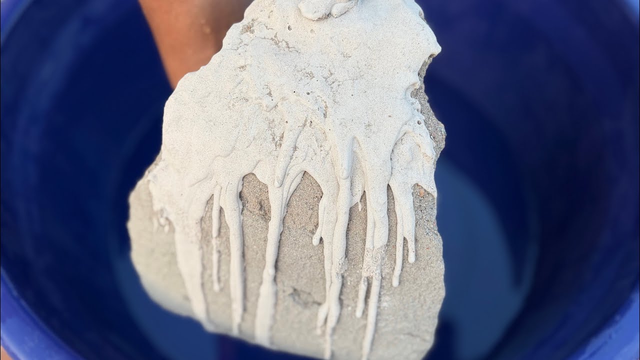ASMR Very Gritty Powdery Sand +Cement Bigg Chunks Rock 🪨 Crumble on lots of water 💦🌊💦🌊🌊