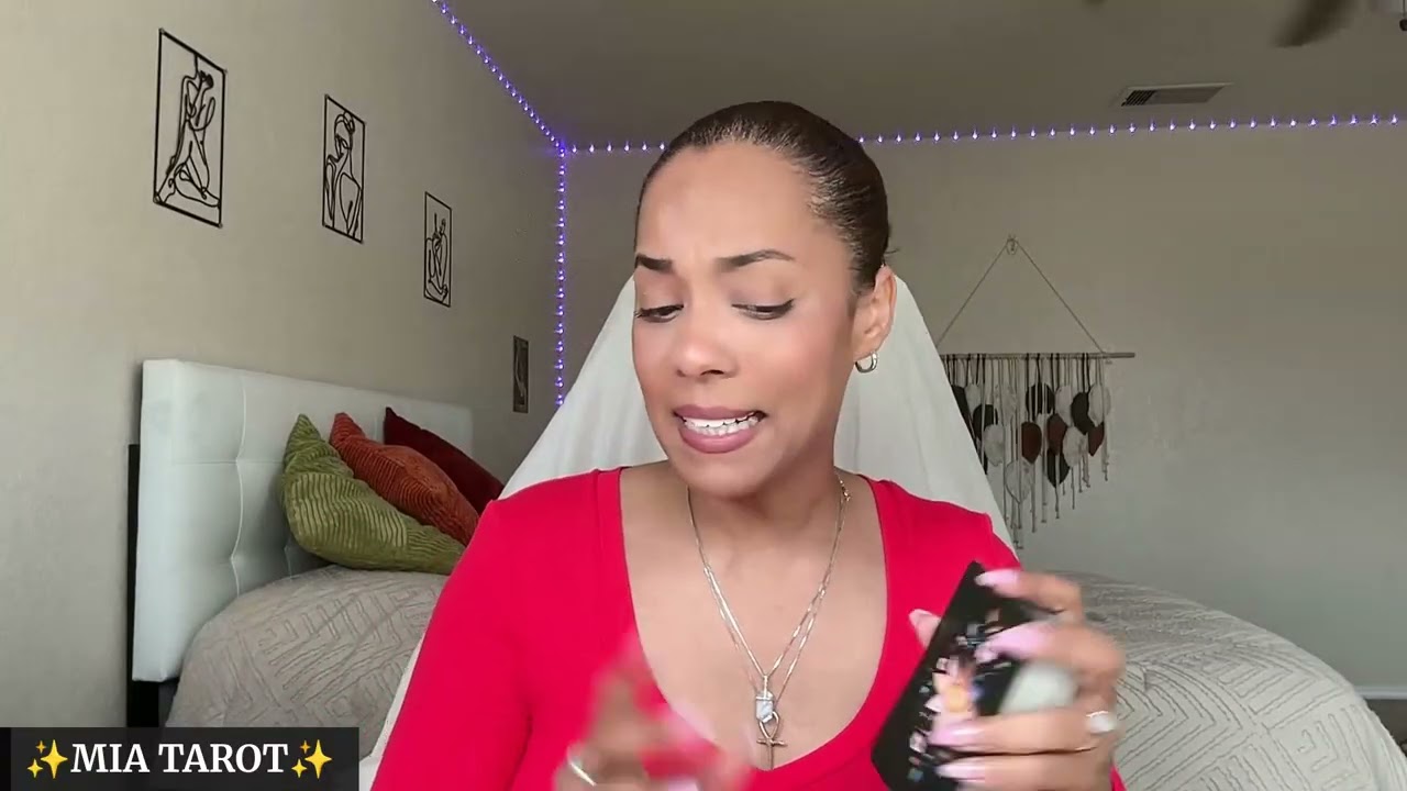 CANCER  &mdash; January 2026: What You Need To Know 🔮 Love & Life Reading
