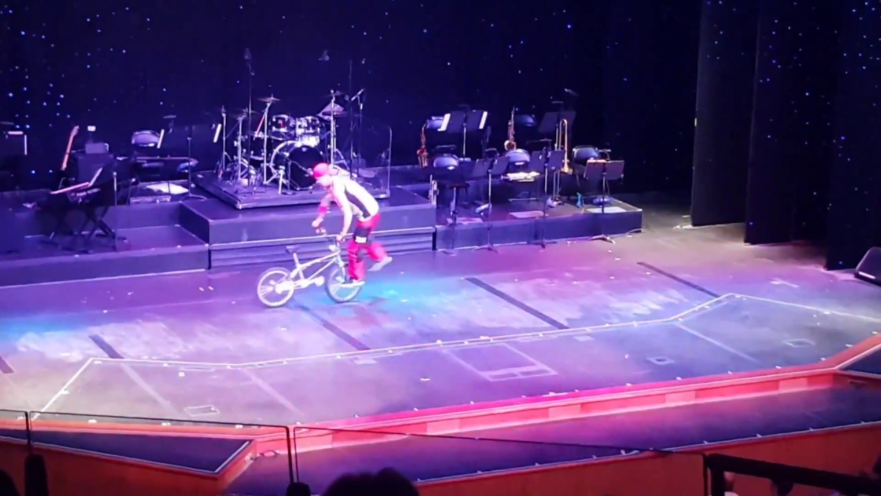 Bike show on Serenade of the Seas(3)