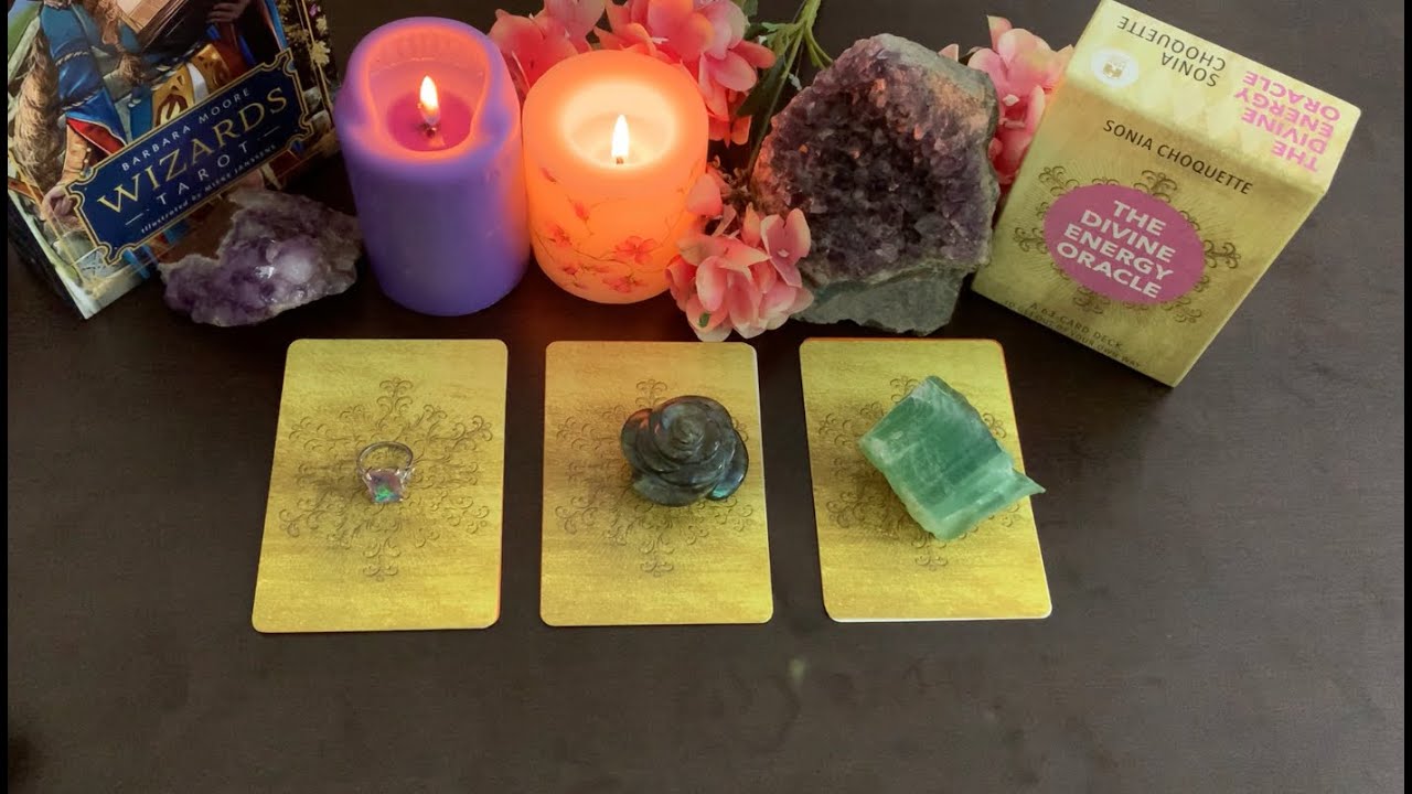 **pick a card** WHAT DOES THE UNIVERSE WANT TO SAY TO YOU RIGHT NOW?