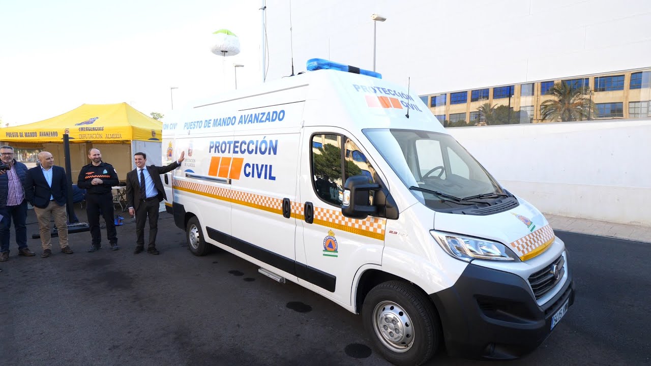 Presentación nuevo vehículo Protección civil