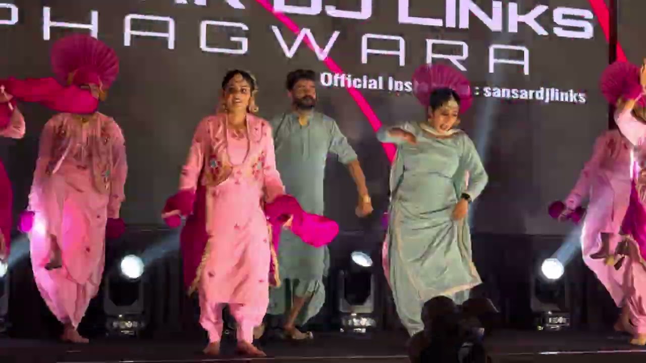 BEST DJ FOR PUNJABI WEDDING | SANSAR DJ LINKS PHAGWARA | BEST PUNJABI CULTURE DANCE PERFORMANCE