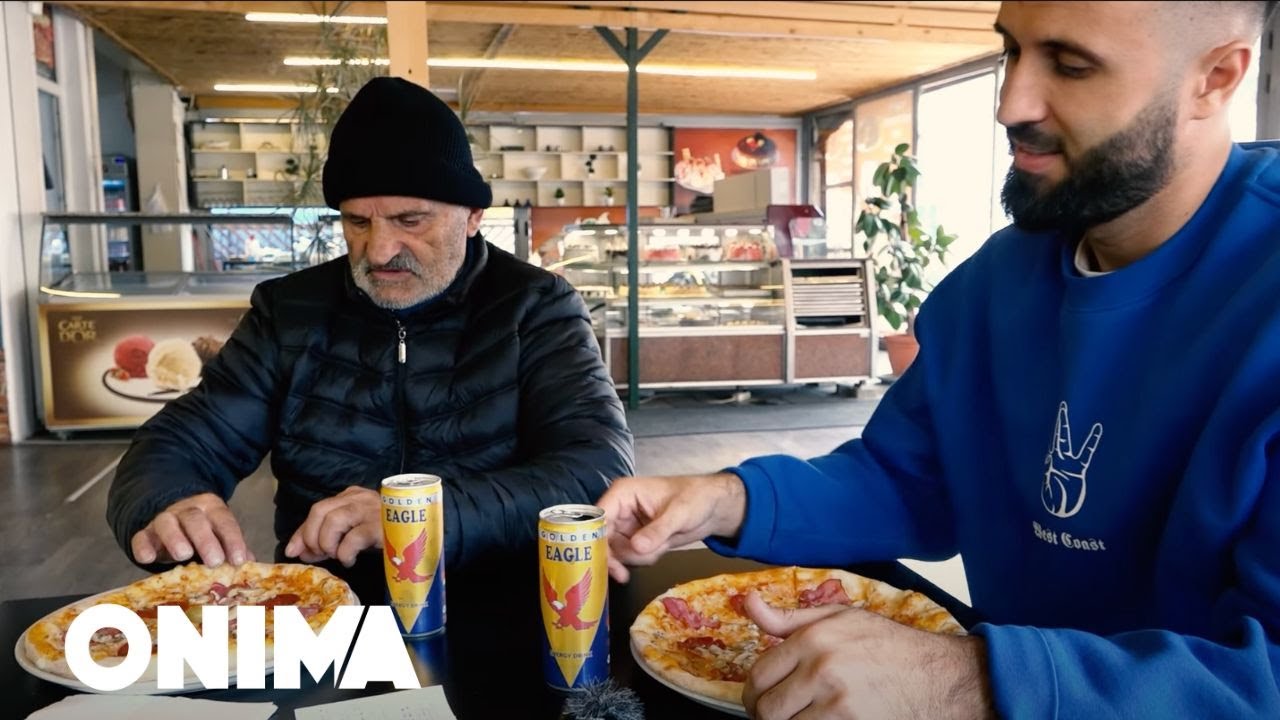 “Kurrë picë skam hanger”Bacin 84-vjeçar, e veshin bukur, drekojnë së bashku dhe i blejnë ushqim