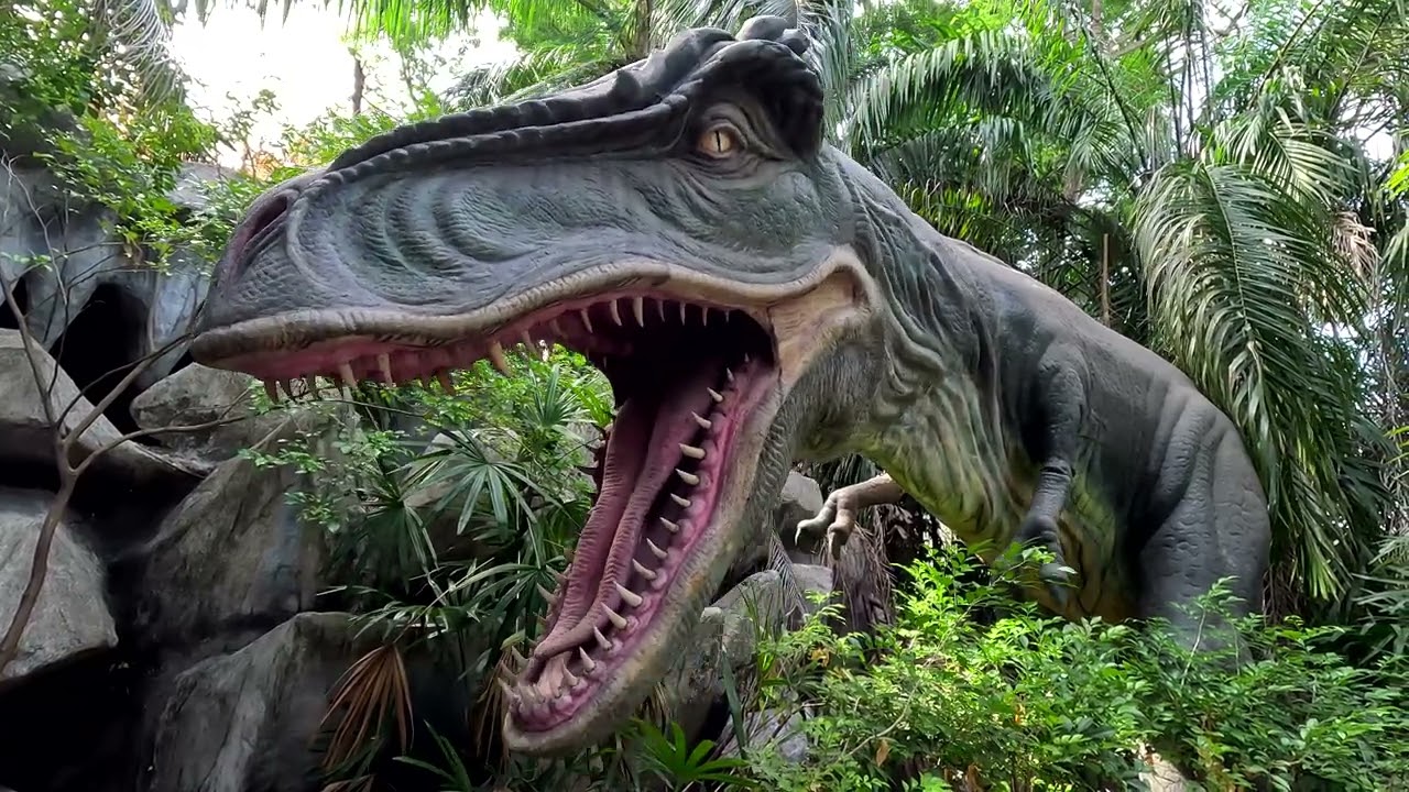 ผจญภัยแดนไดโนเสาร์บริการด้วยรถจี๊ปวันสุดท้าย | Jurassic Adventure Final Ride POV | Siam Amazing Park