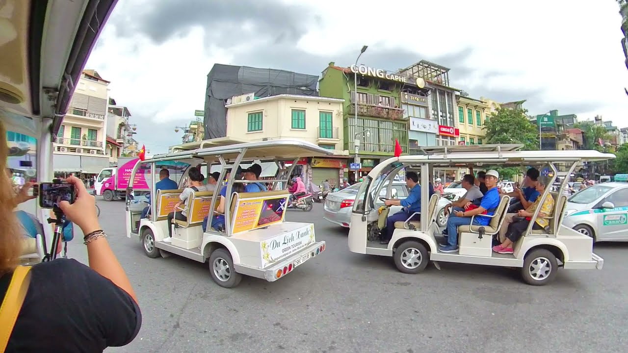 【漫遊系列】越南🇻🇳河內。搭乘 電動車 遊「三十六古街」  Driving in Vietnam。Hanoi