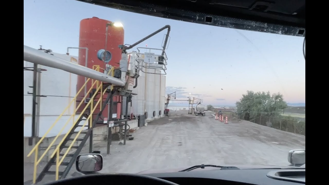 Loading Asphalt at Peak WX (Idaho Asphalt Wood Cross UT)