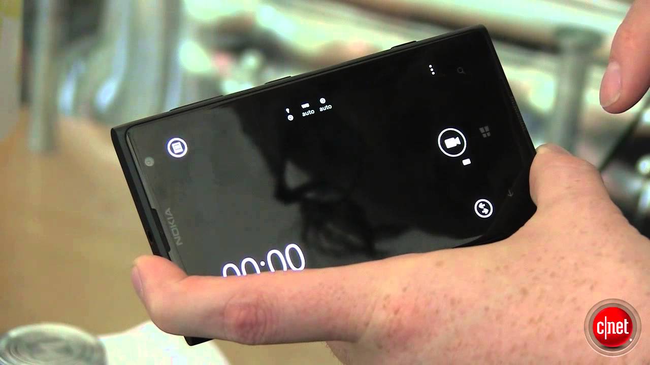 Nokia Lumia 1020, la prise en main et les détails