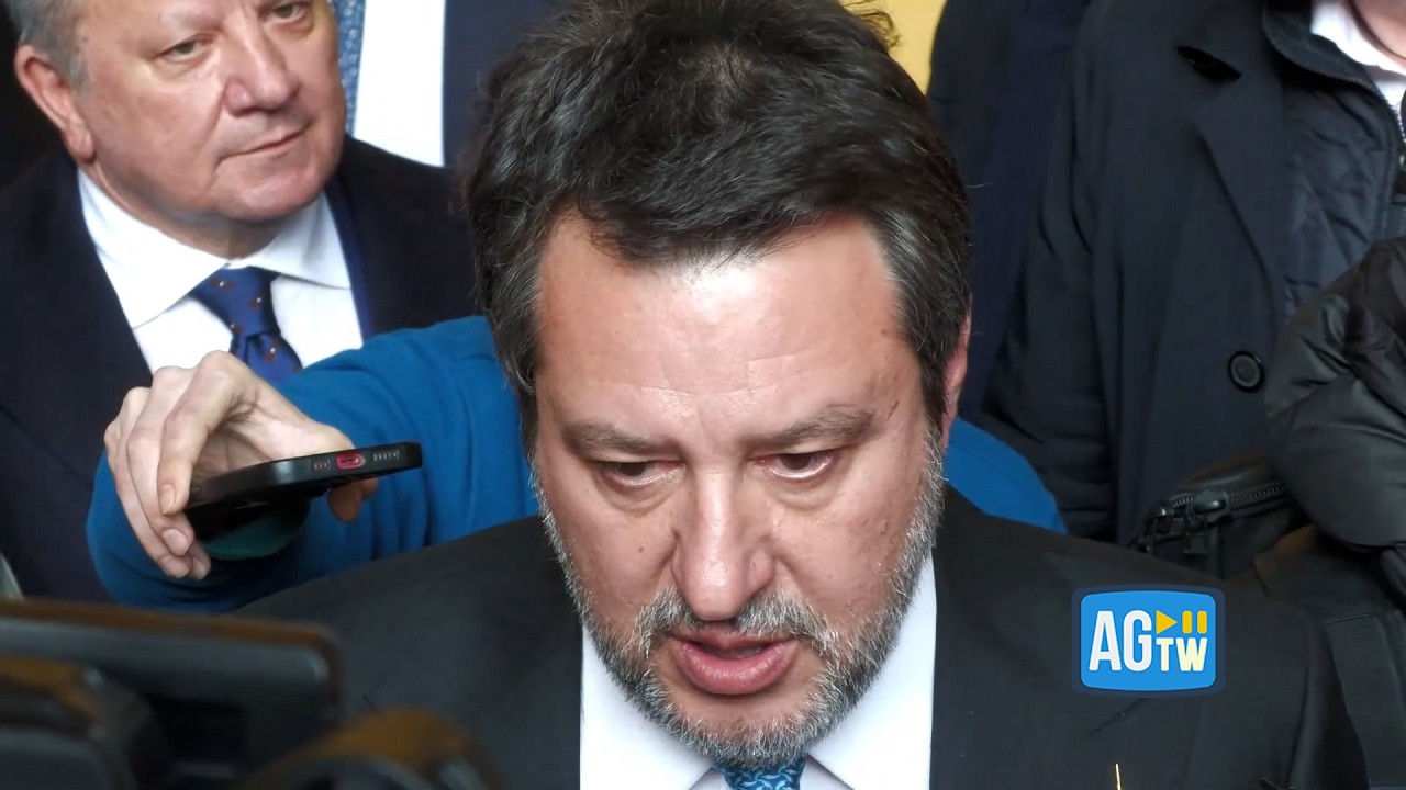 Carburanti, Salvini annuncia il taglio delle accise da stasera: &laquo;Un primo sostanziale e sostanzioso