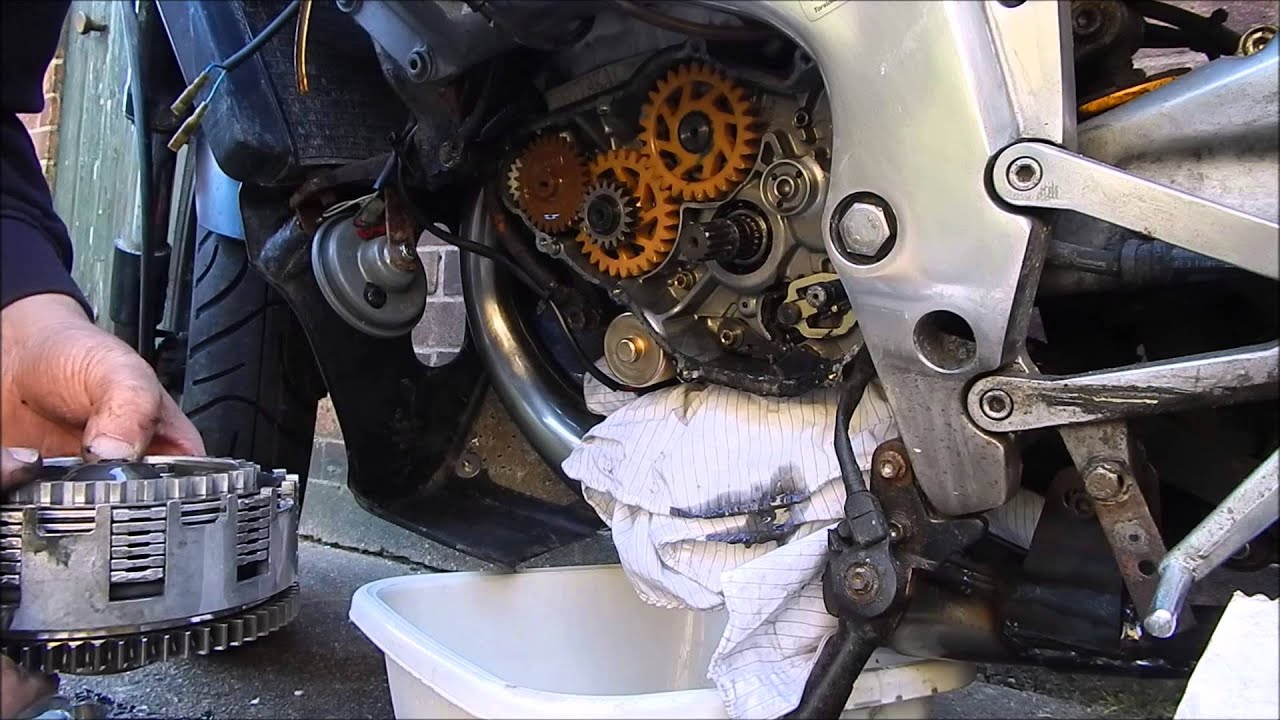 aprilia rs 125 clutch replacement part 3