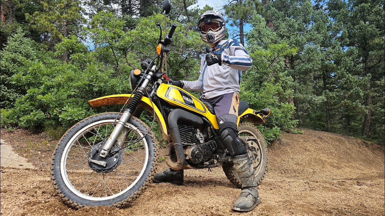 1977 Yamaha DT400 Trail Riding