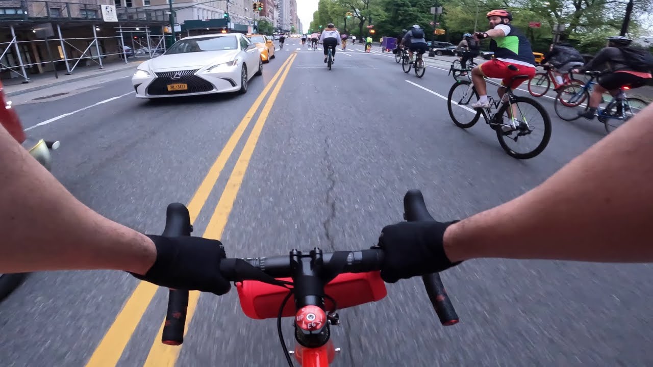 Social Cycling NYC : Thursday Night Social Ride 10th Anniversary