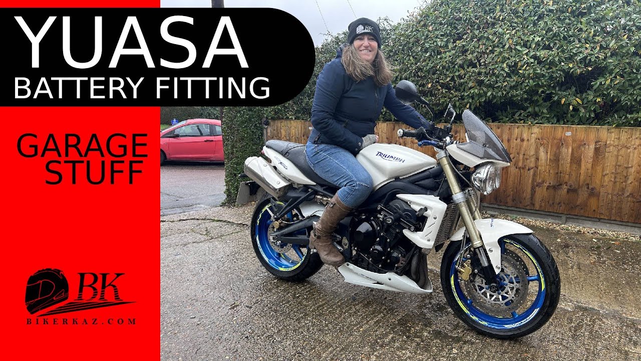 Fitting Yuasa Battery to my Triumph Street Triple 675
