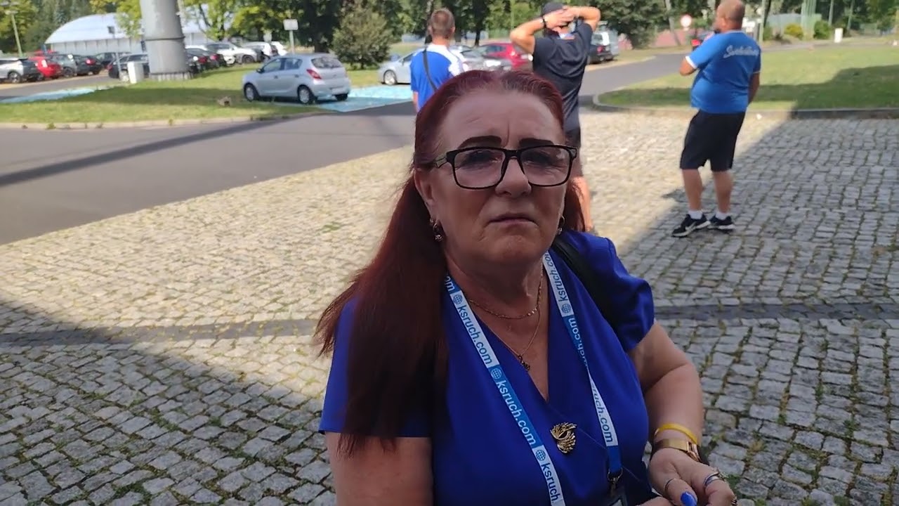 Pani Renia na stadionie Śląskim w Chorzowie na meczu Ruchu Chorz&oacute;w ze Zniczem Pruszk&oacute;w