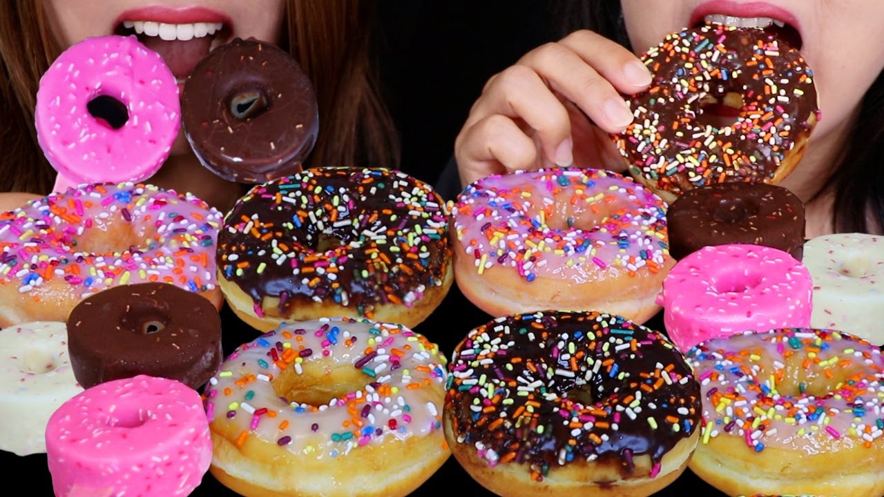 ASMR DONUT PARTY! STRAWBERRY, CHOCOLATE, & VANILLA SPRINKLE DONUT ICE CREAM BARS & DUNKIN DONUTS 먹방