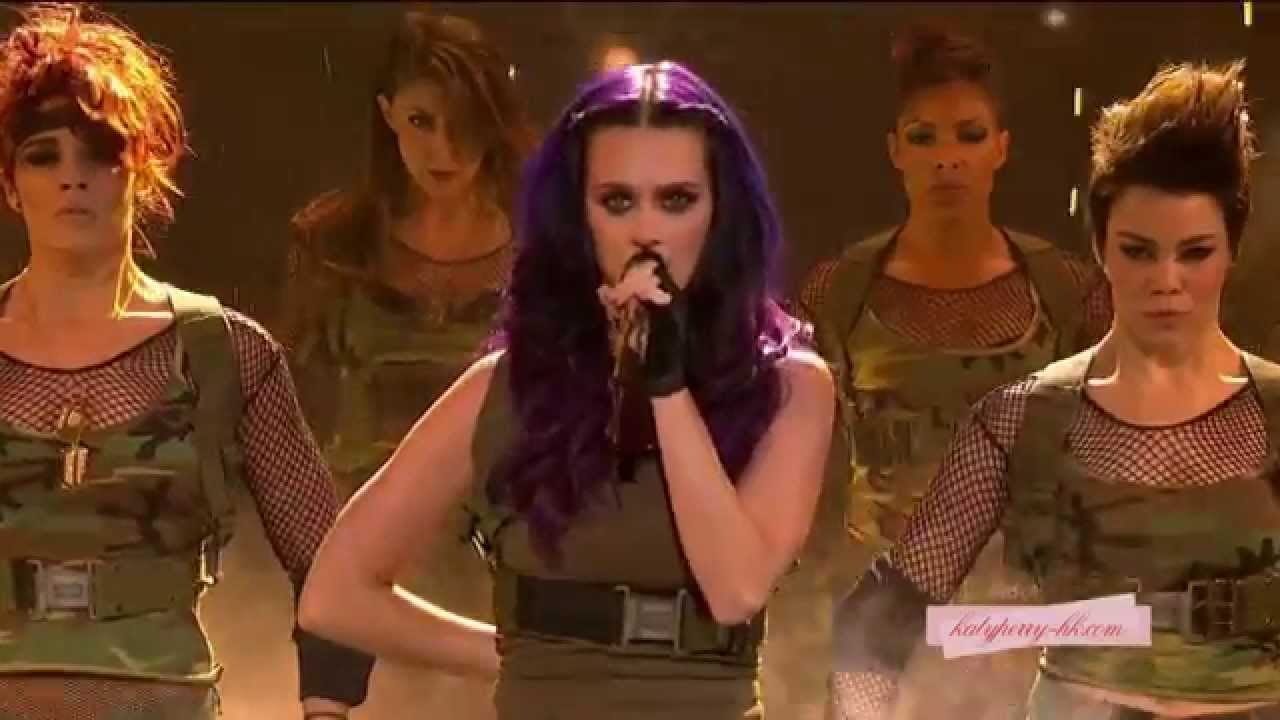 Katy Perry - Part of Me (Live Perform at American Idol)