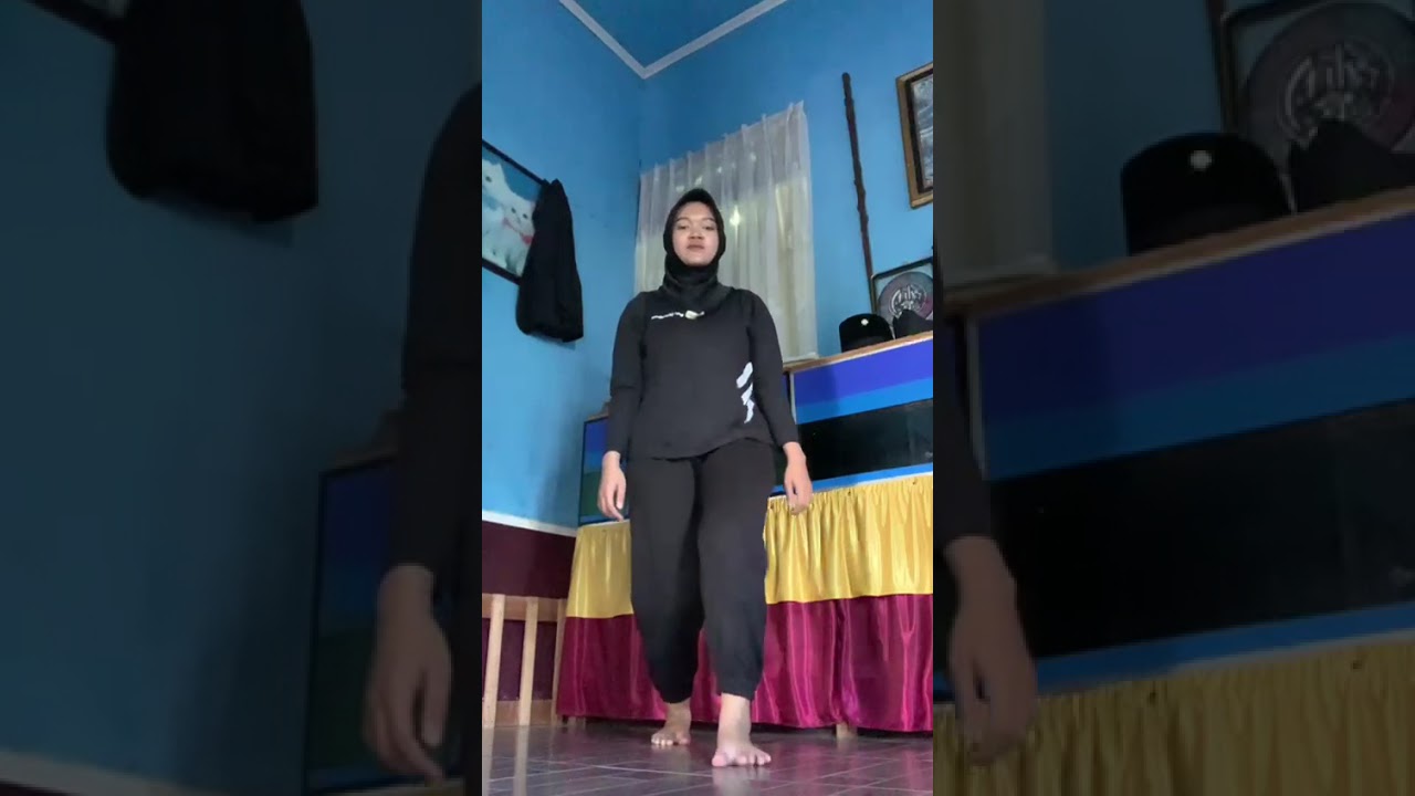tugas senam ke 3 Nama: khairina zhahiratul aliya Nim:2415062485