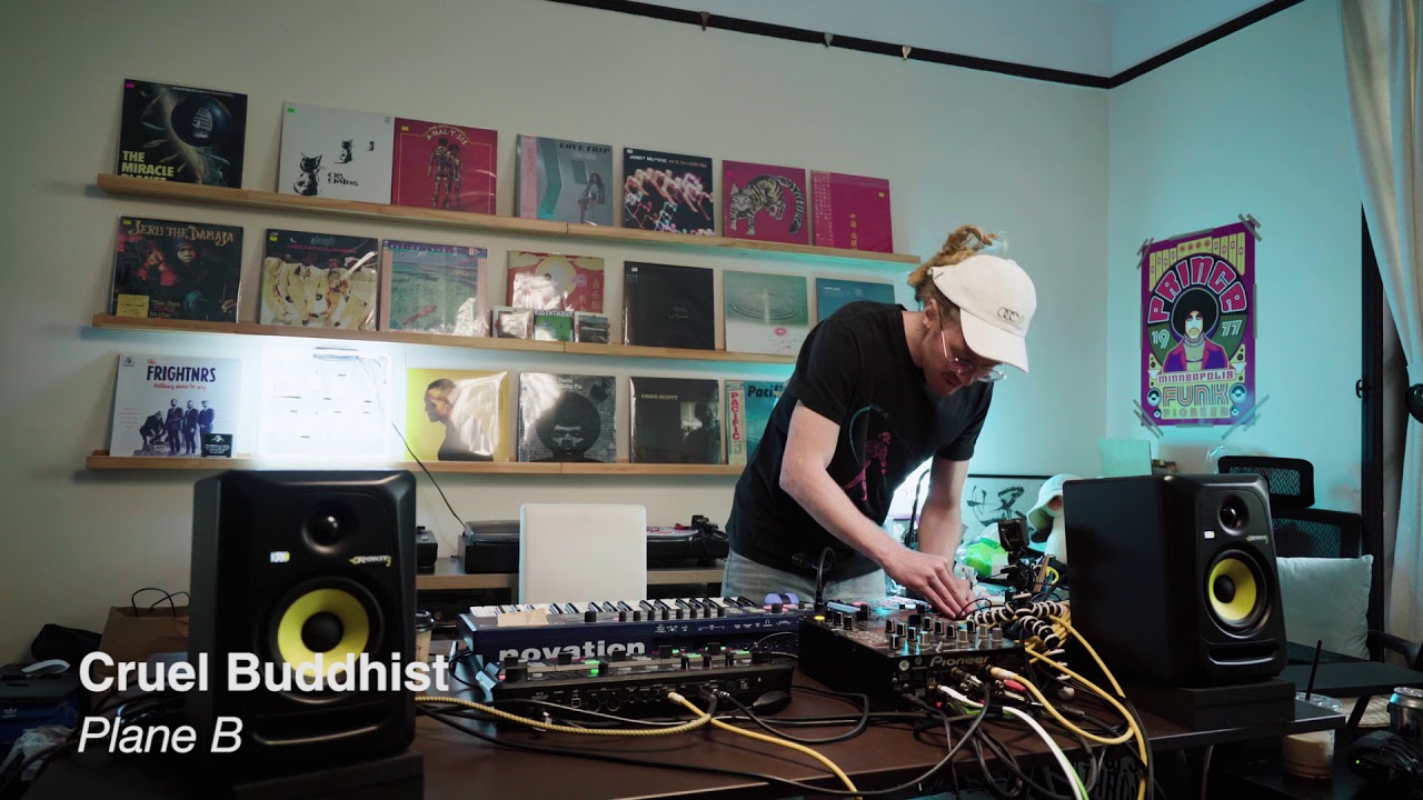 [Live in Live] #2: Cruel Buddhist / Looping & SP404 beat set