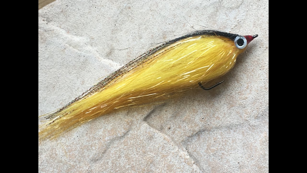 Mucha Szczupakowa Streamer Pike with Angel Hair, Craft Fur Fly-Tying
