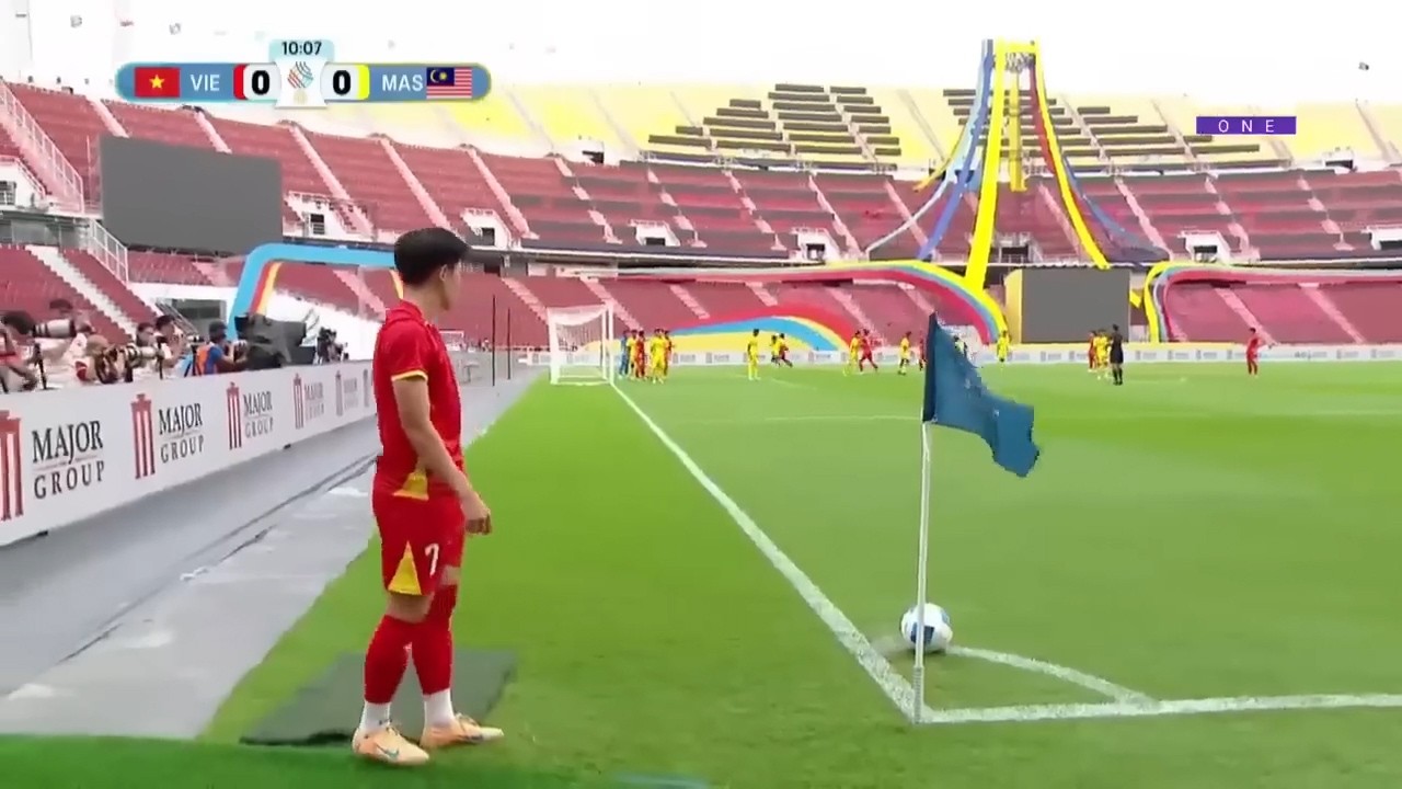 🔴 U22 Việt Nam vs U22 Malaysia | Đình Bắc Khiến Đối Thủ Theo Kèm Ná Thở