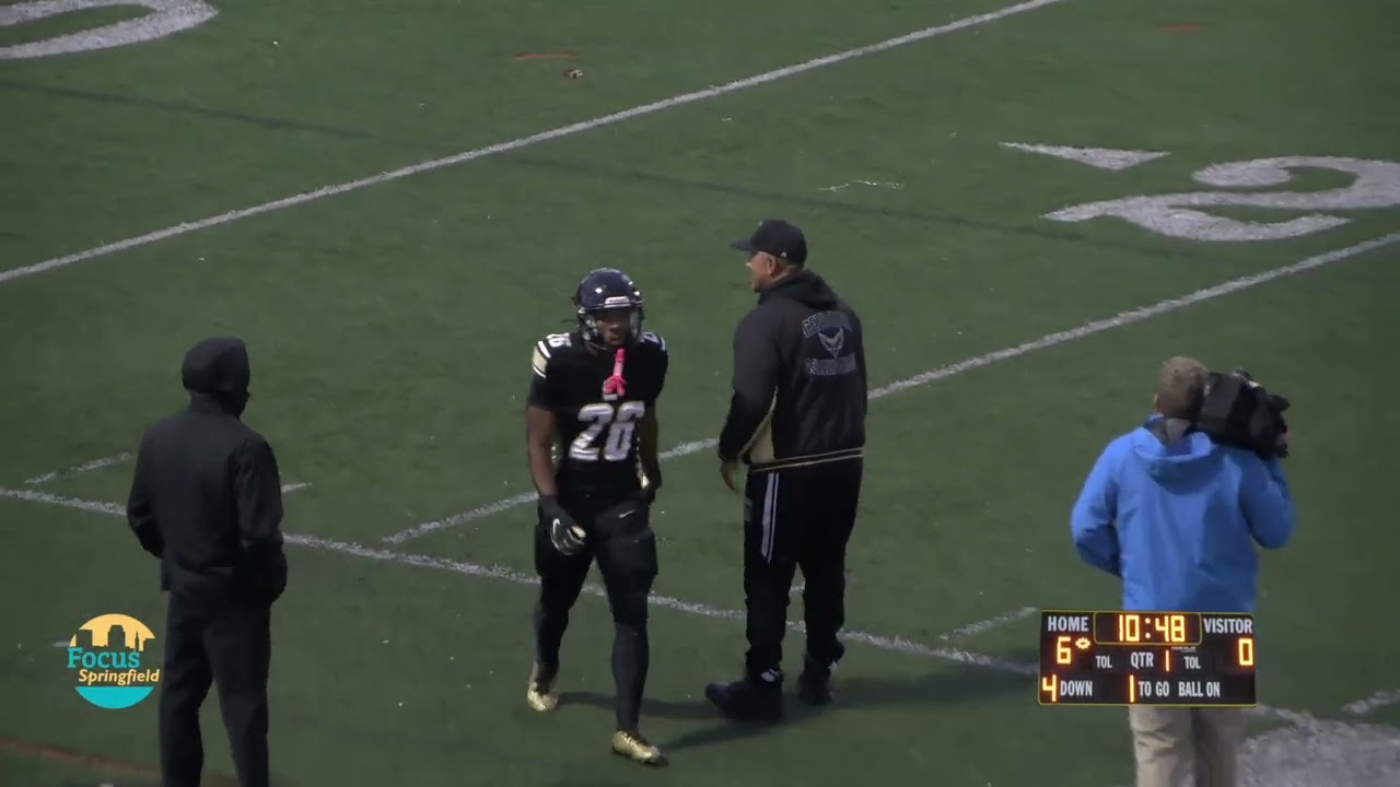 Springfield High School Football⎮10/24/25⎮Central vs Minnechaug Regional