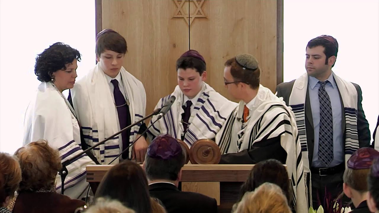 Jung, Jüdisch, Bayrisch: Bar Mitzwa - Sohn des Gebotes