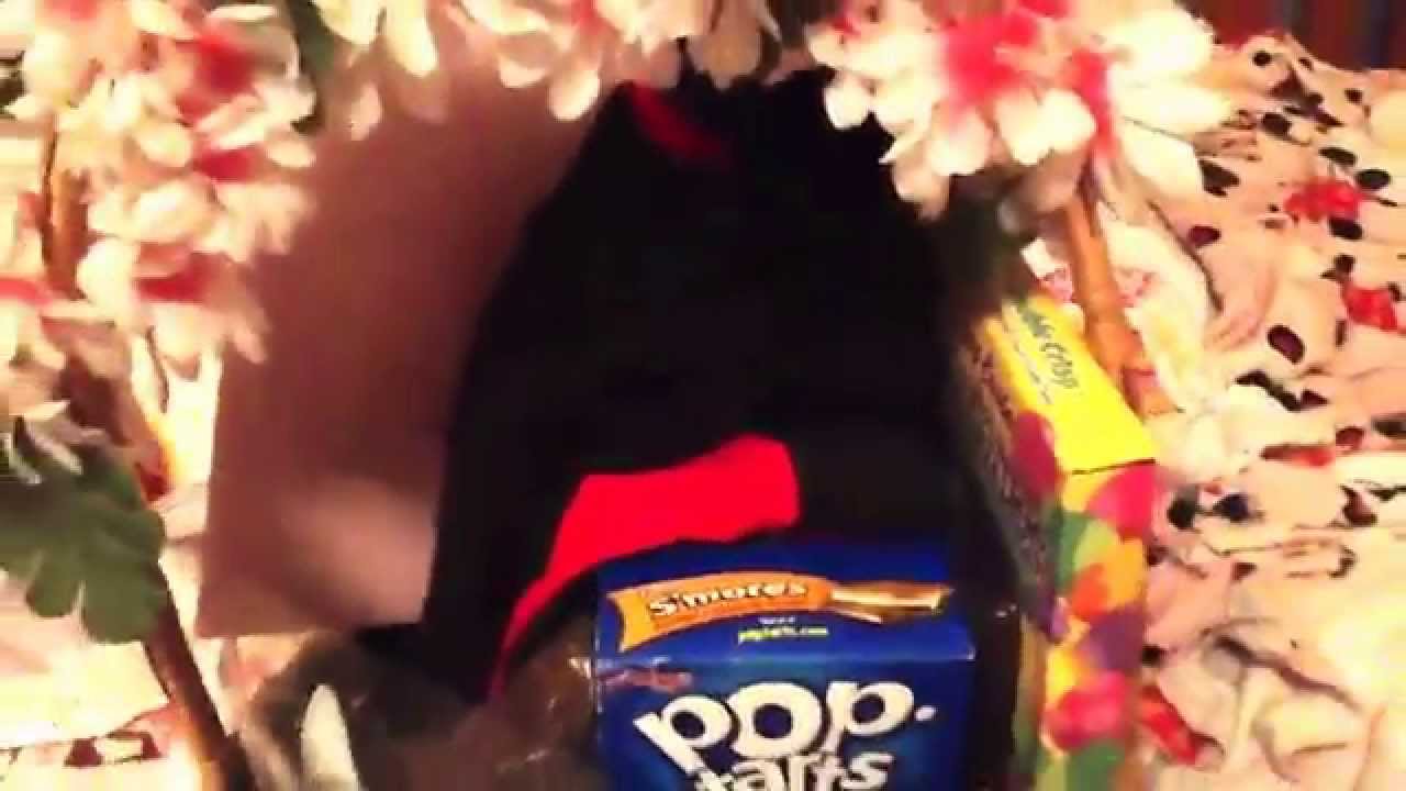 Easter basket look through!BAD LIGHTING!!!!